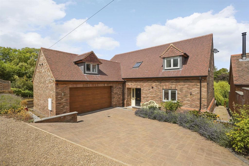 Property photo 1 of 35