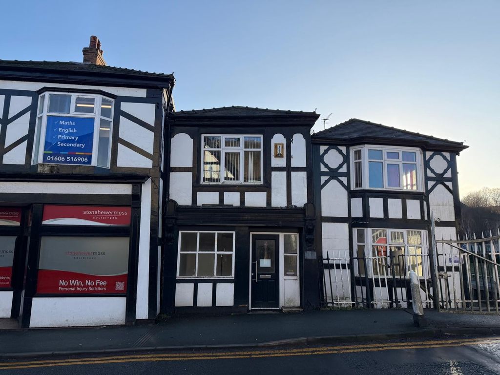 Property photo 1 of 5