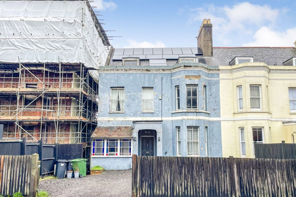 Property photo 1 of 23 3 Bohemia Road, St Leonards-On-Sea Tn37 6Ra