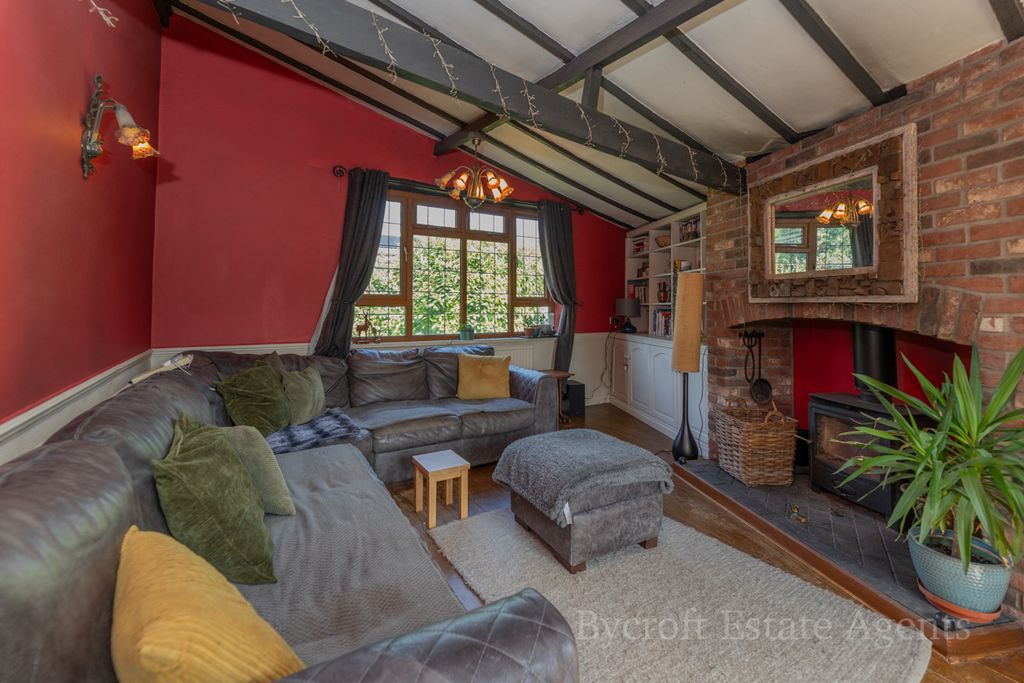 Property photo 2 of 16