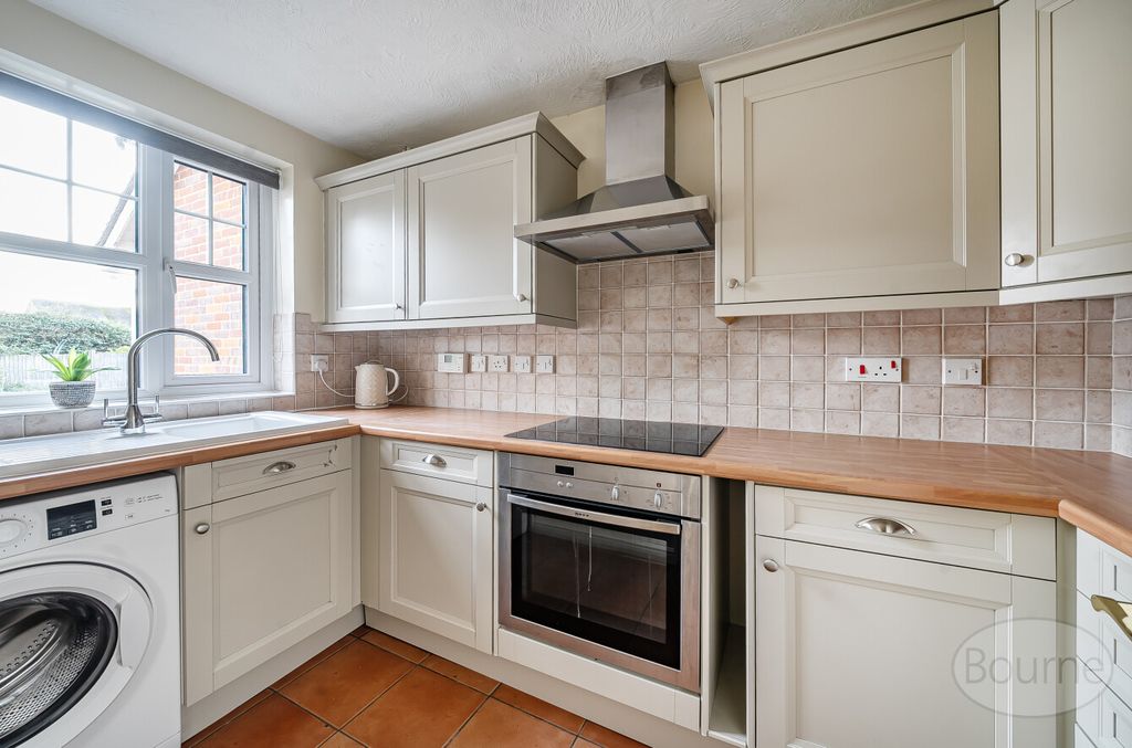 Property photo 2 of 13 B679c929-4Acd-408...