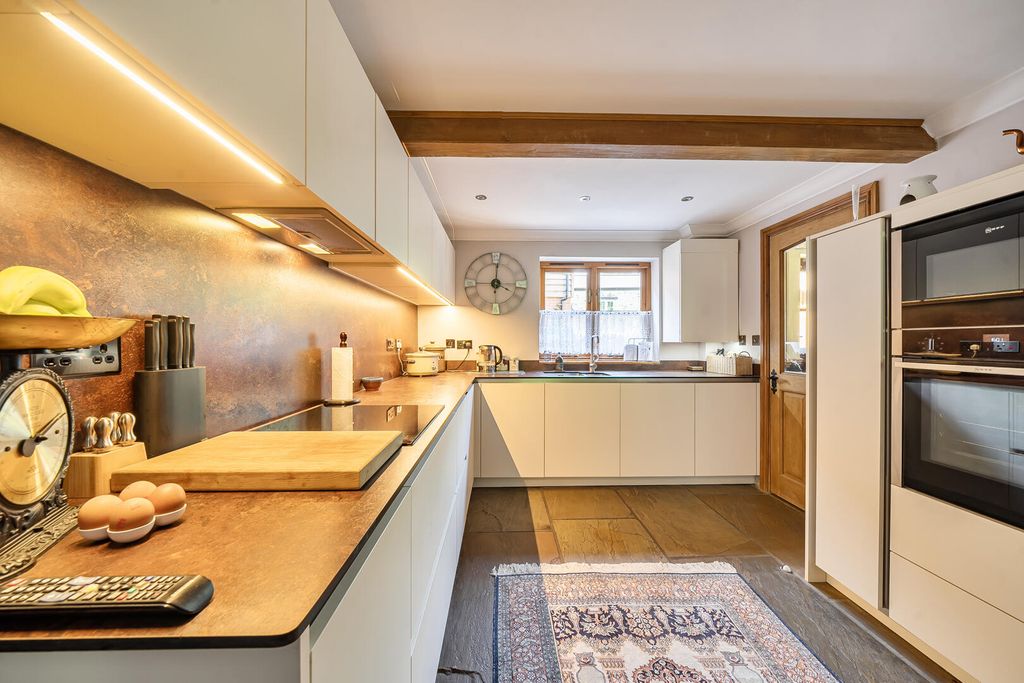 Property photo 2 of 26 Kitchen