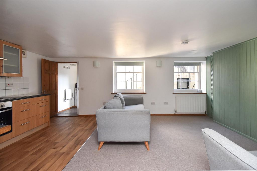 Property photo 2 of 12 Open Plan Living
