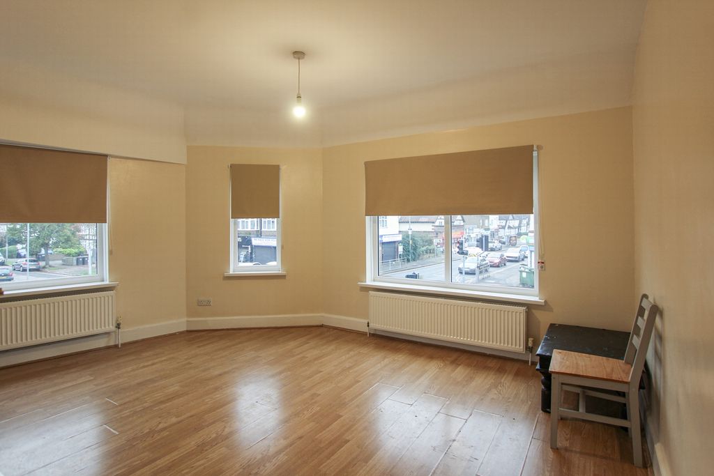 Property photo 2 of 12 Photo 1