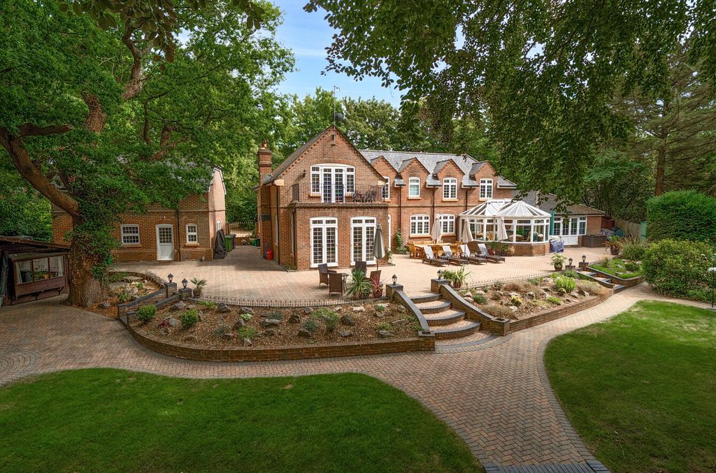 Property photo 1 of 21 1328533-9-688131d...