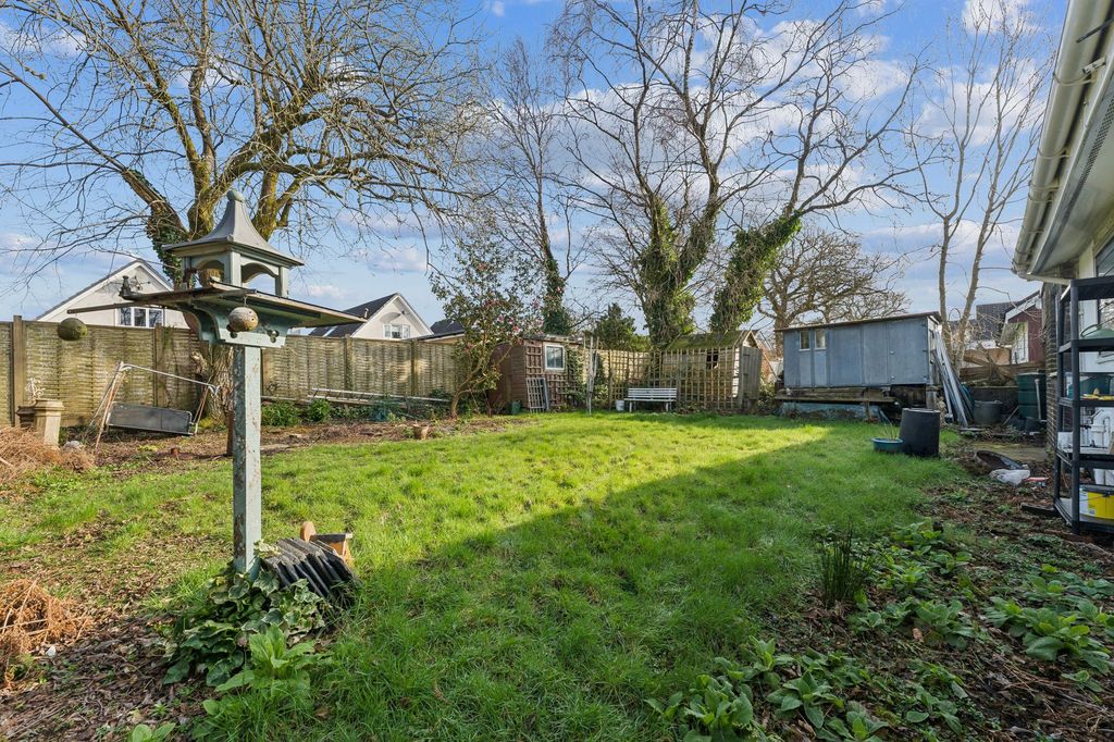 Property photo 3 of 25