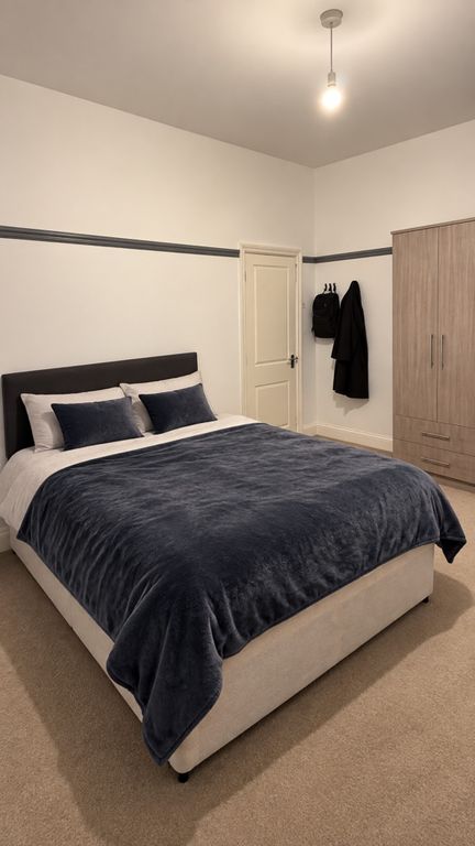 Property photo 1 of 12 Bedroom