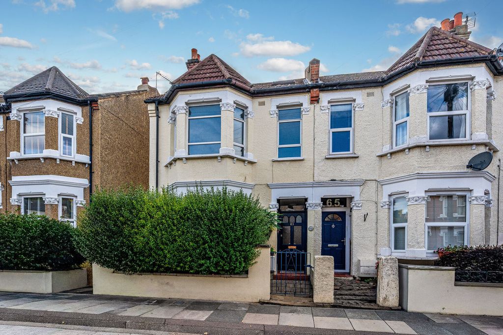 Property photo 1 of 15