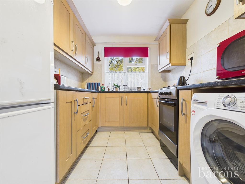 Property photo 3 of 18 Cam05500G0-Pr0091-Still002.Jpg