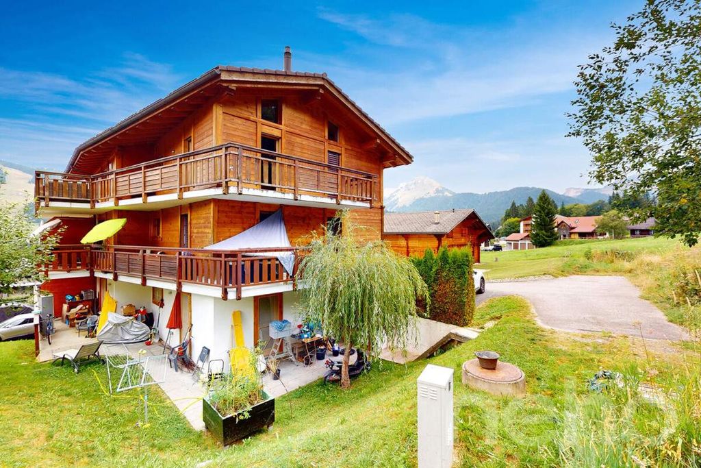 Property photo 3 of 12