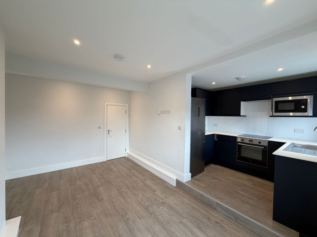 Property photo 1 of 10 Kitchen Reception