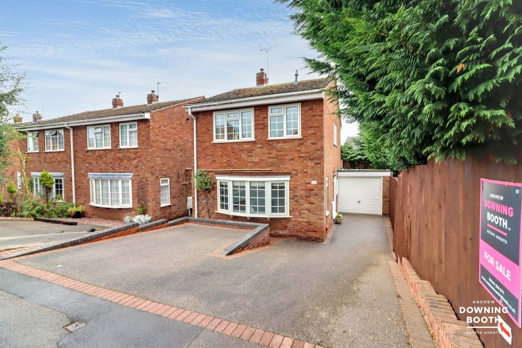 Property photo 1 of 18