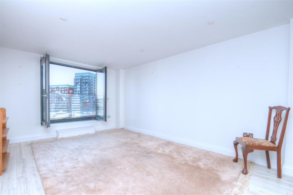 Property photo 2 of 8 Lounge 1.Jpg