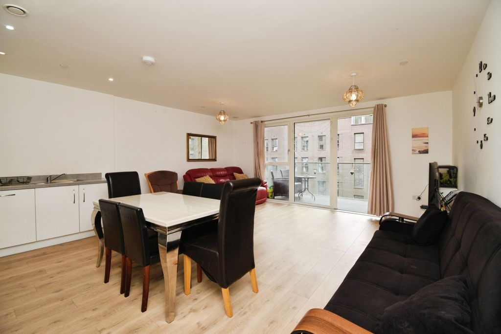 Property photo 2 of 20 Open Plan Living