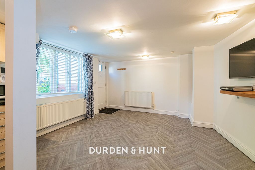 Additional image 6 of 1 bed flat for saleCastle Street, Ongar CM5