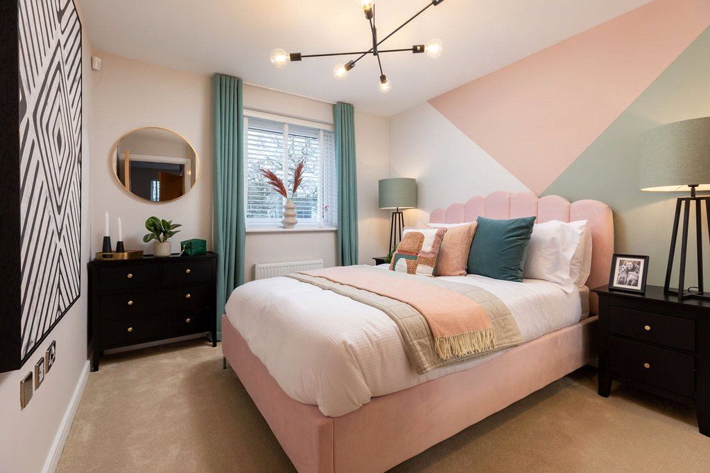 Property photo 3 of 8 Show Home