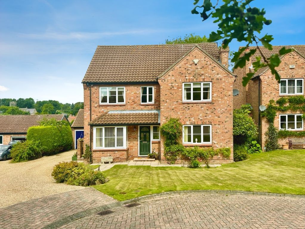 Property photo 1 of 38 3799712