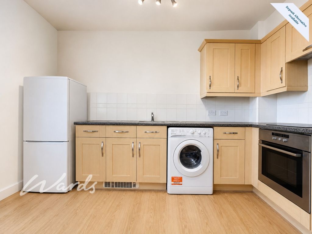 Property photo 2 of 10 Kitchen