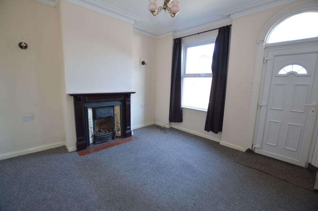 Property photo 3 of 8