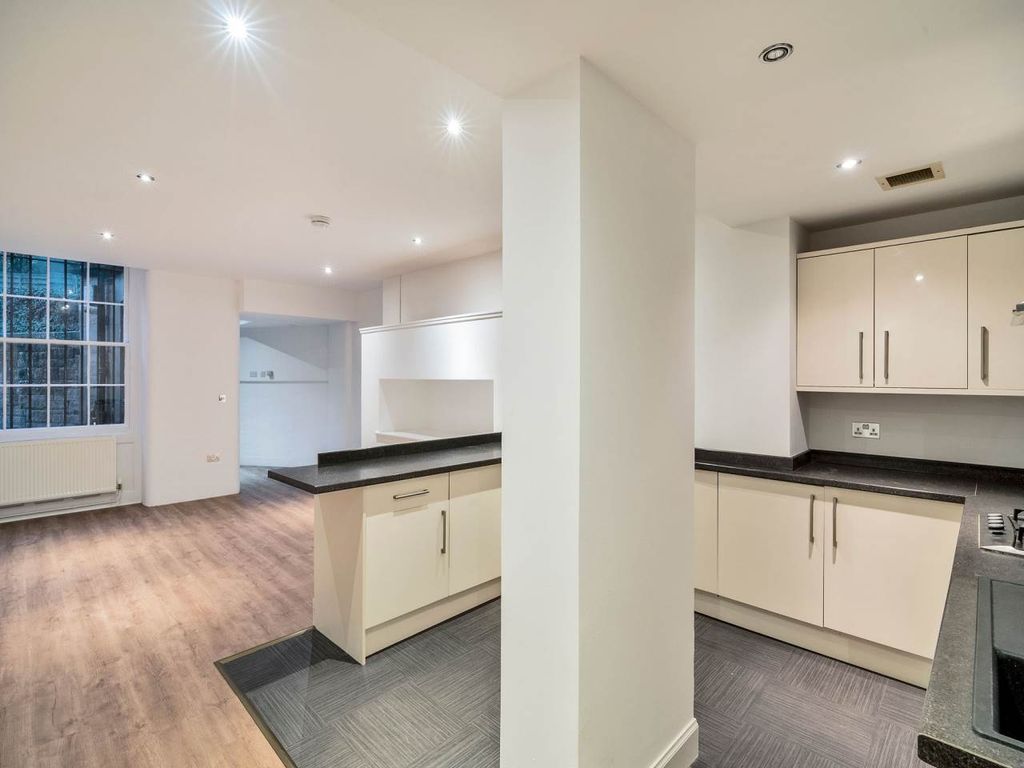 Property photo 3 of 17 Dsc02961