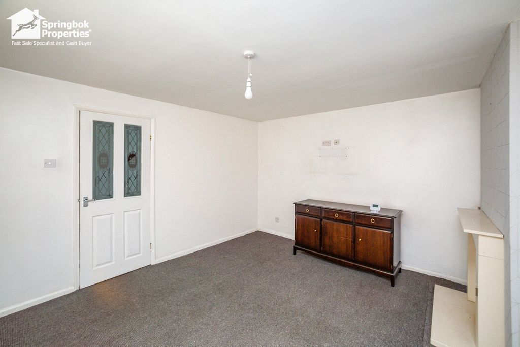 Property photo 2 of 21 1