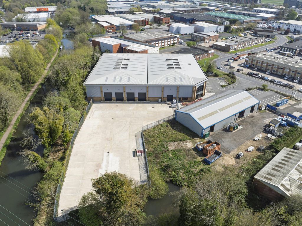 Property photo 3 of 7 Aerial