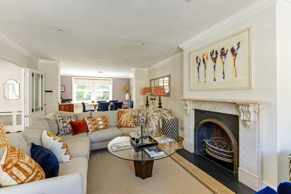 Property photo 3 of 18 Reception Room