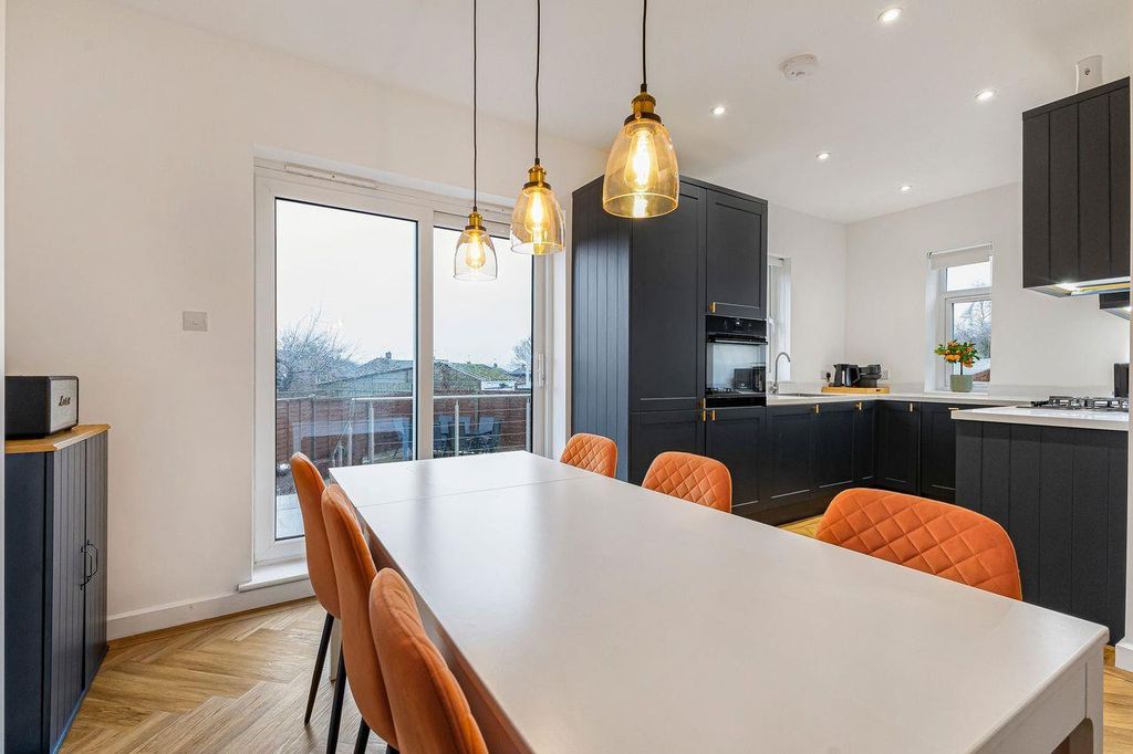 Property photo 2 of 26 Dining Room v2.Jpeg