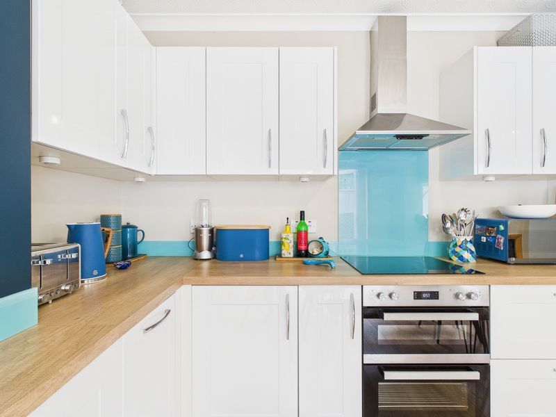 Property photo 3 of 32