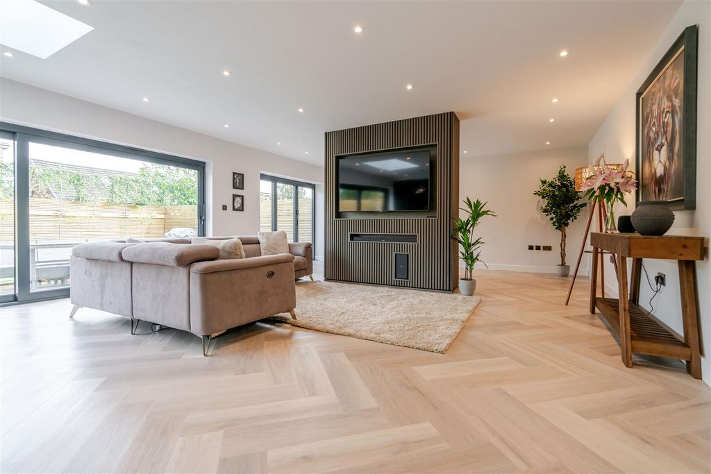 Property photo 3 of 37 Dsc01713.Jpg