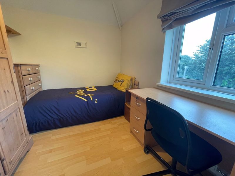 Property photo 2 of 11 Photo 26