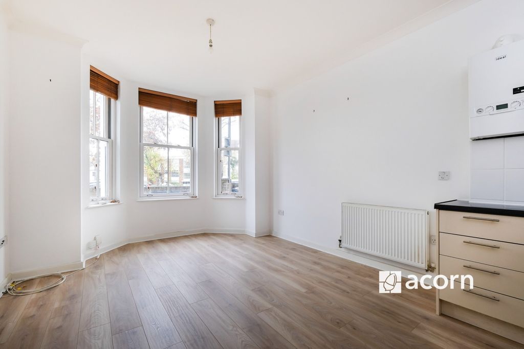 Property photo 3 of 10 Ac28A976-Cdbb-F01...