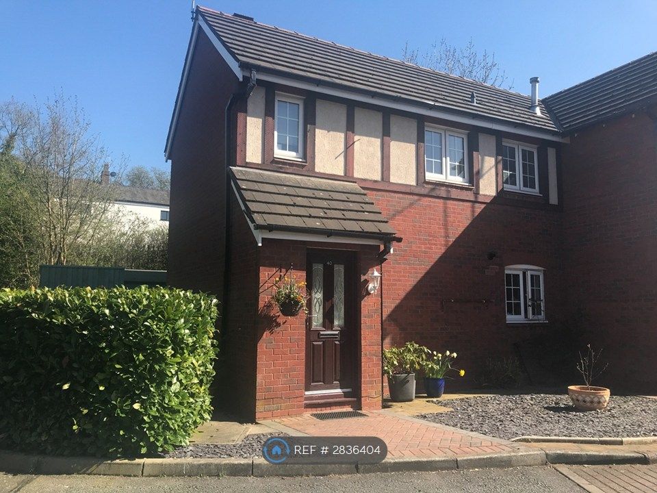 Property photo 1 of 14 Front