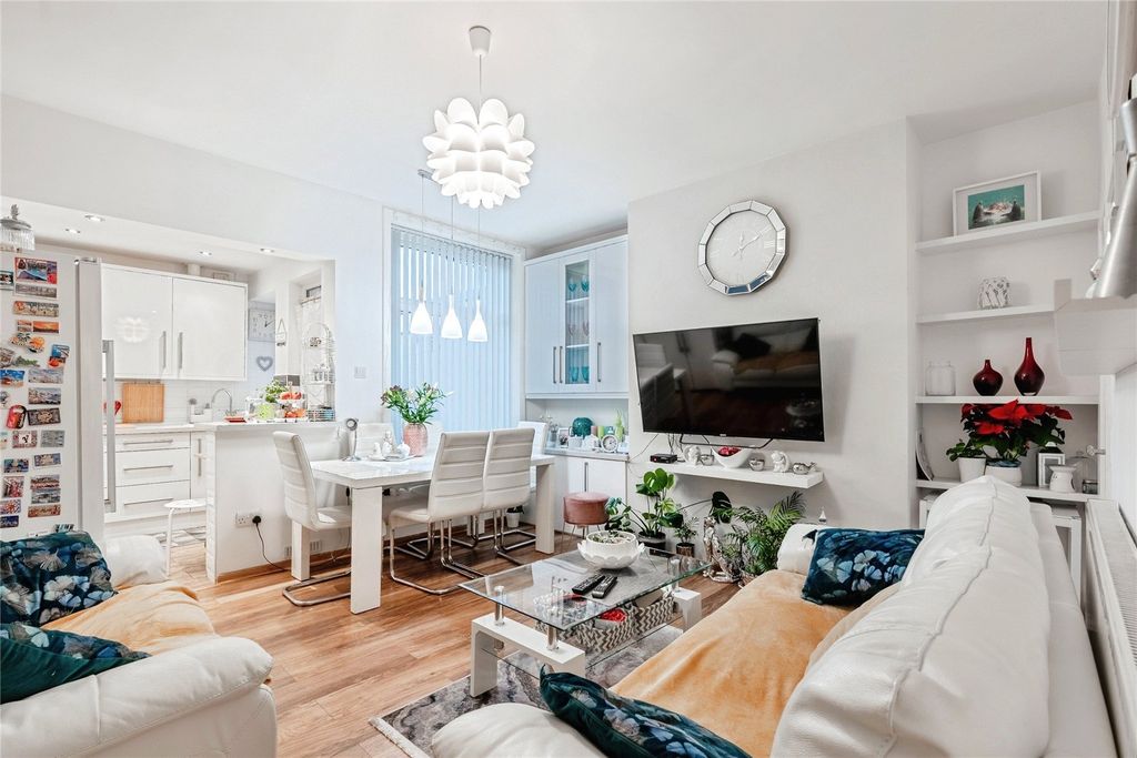 Property photo 3 of 16 Picture No. 20