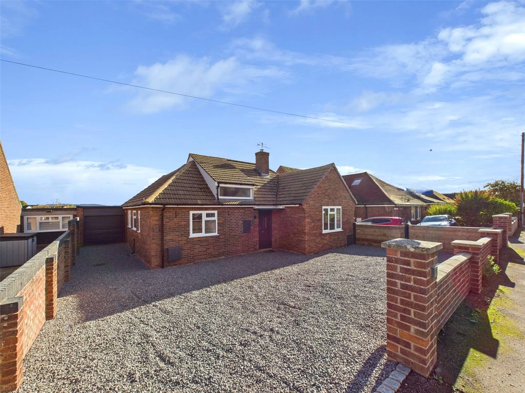 Property photo 1 of 35 Picture No. 33