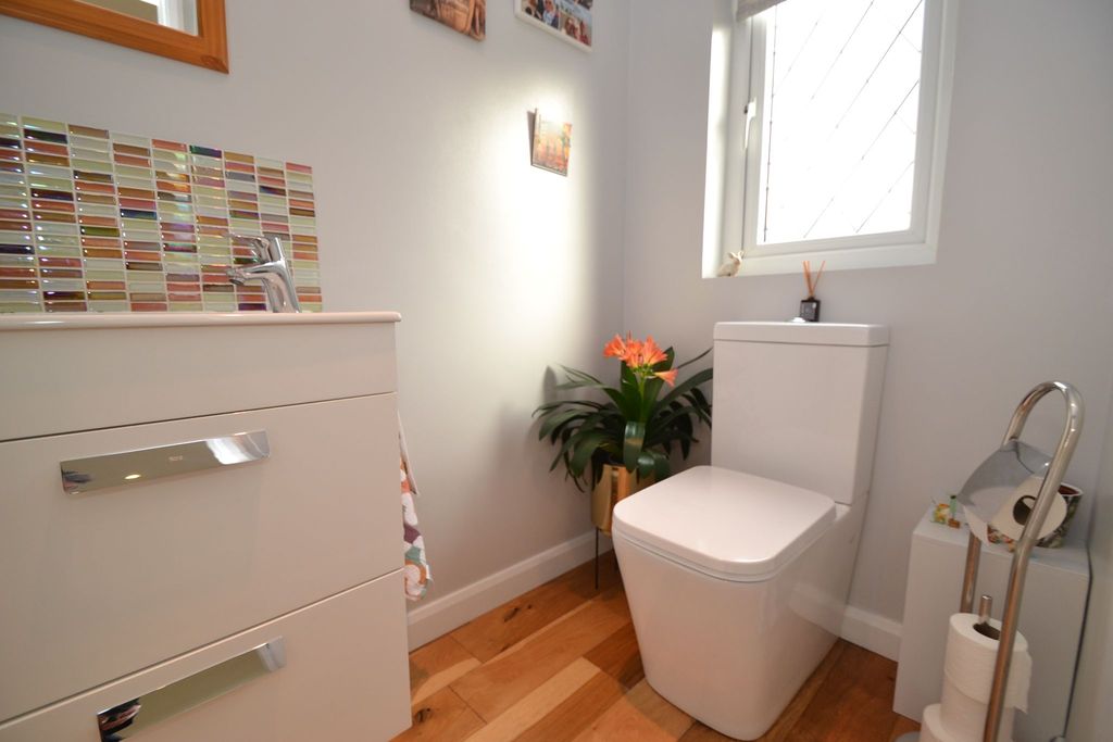 Property photo 3 of 24 Photograph 3