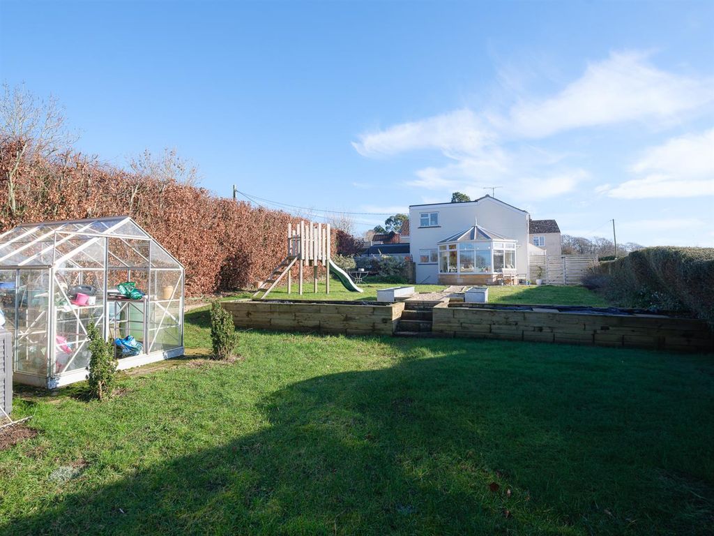 Property photo 2 of 17 Lockstone Cottage-35.Jpg