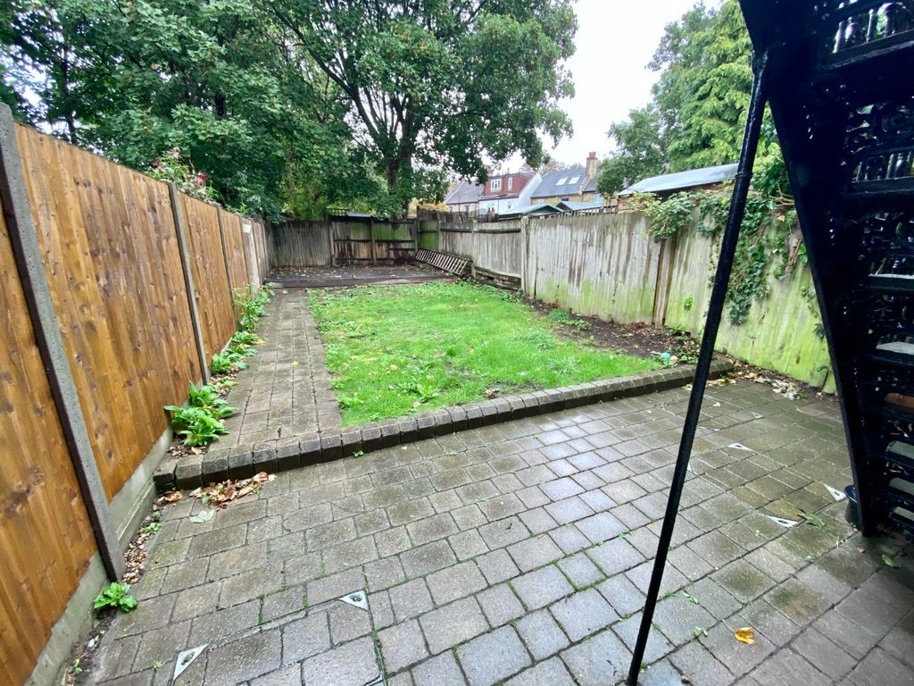 Property photo 3 of 10 1192193