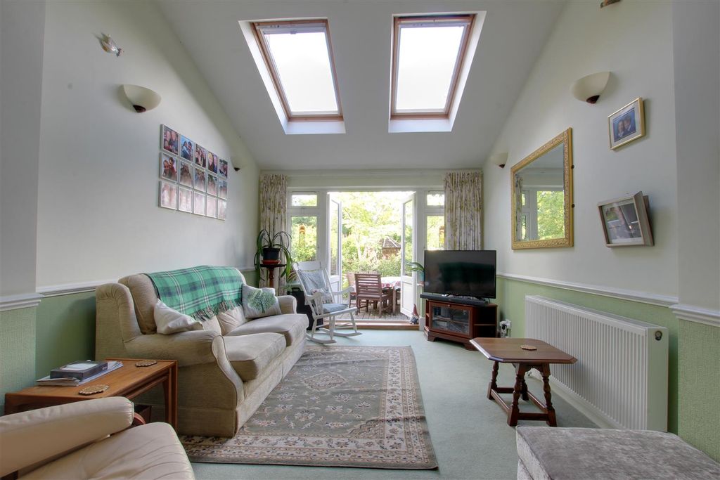 Property photo 3 of 39 Img_0127-Img_0129.Jpg