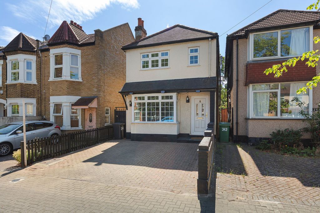 Property photo 1 of 15