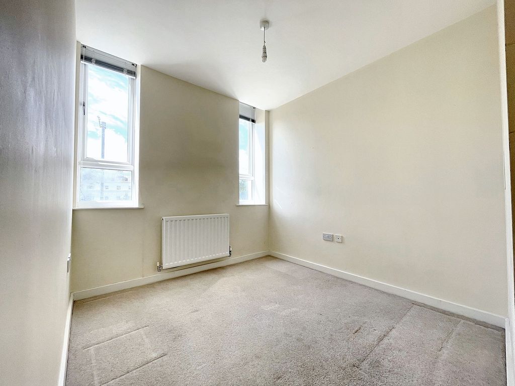 Property photo 2 of 4