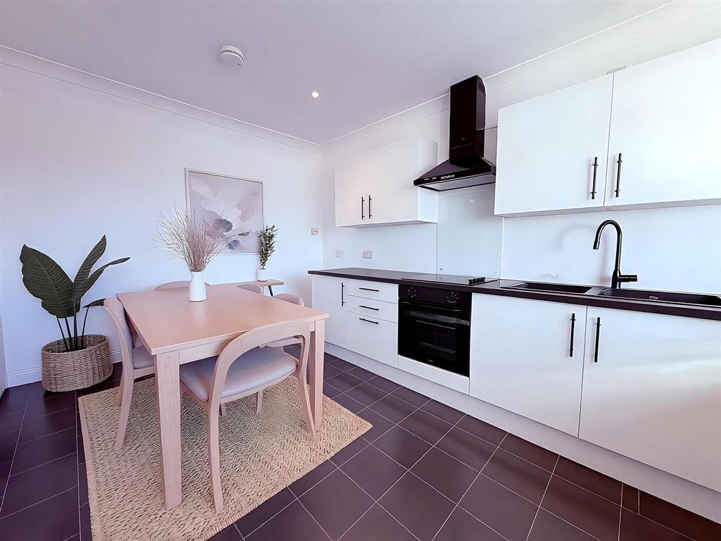 Property photo 3 of 13 Illustrative Furniture Used
