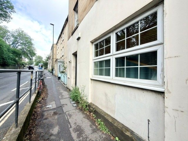 Property photo 1 of 4 Exterior