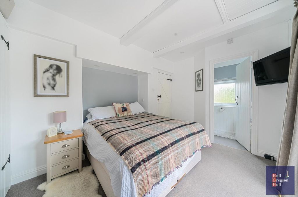 Property photo 3 of 22 7.Jpg
