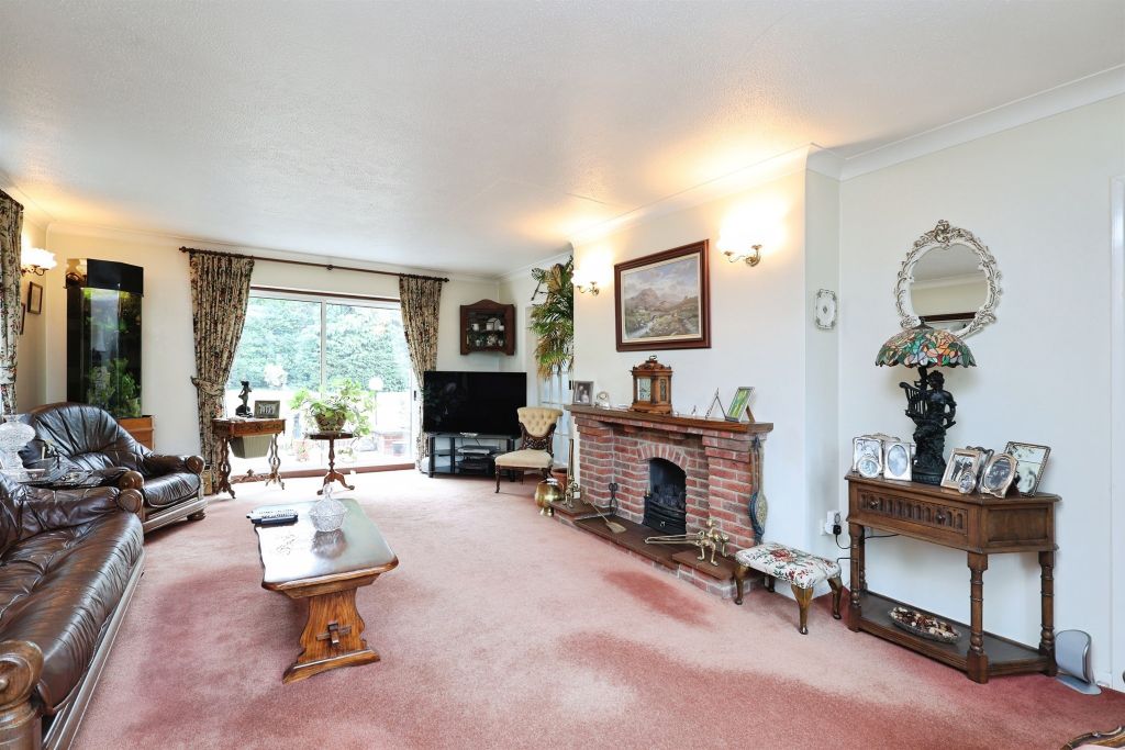 Property photo 3 of 21