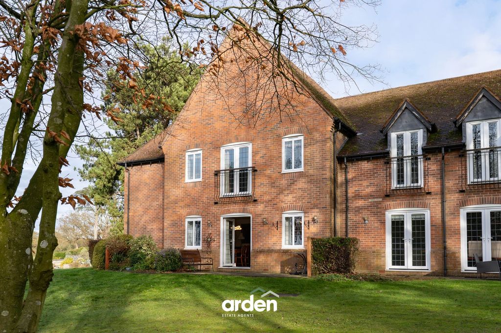 Property photo 1 of 18