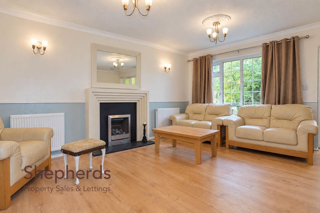 Property photo 3 of 17 6831F80A-Ddea-4E9F-8243-27F154d70c54.Jpg