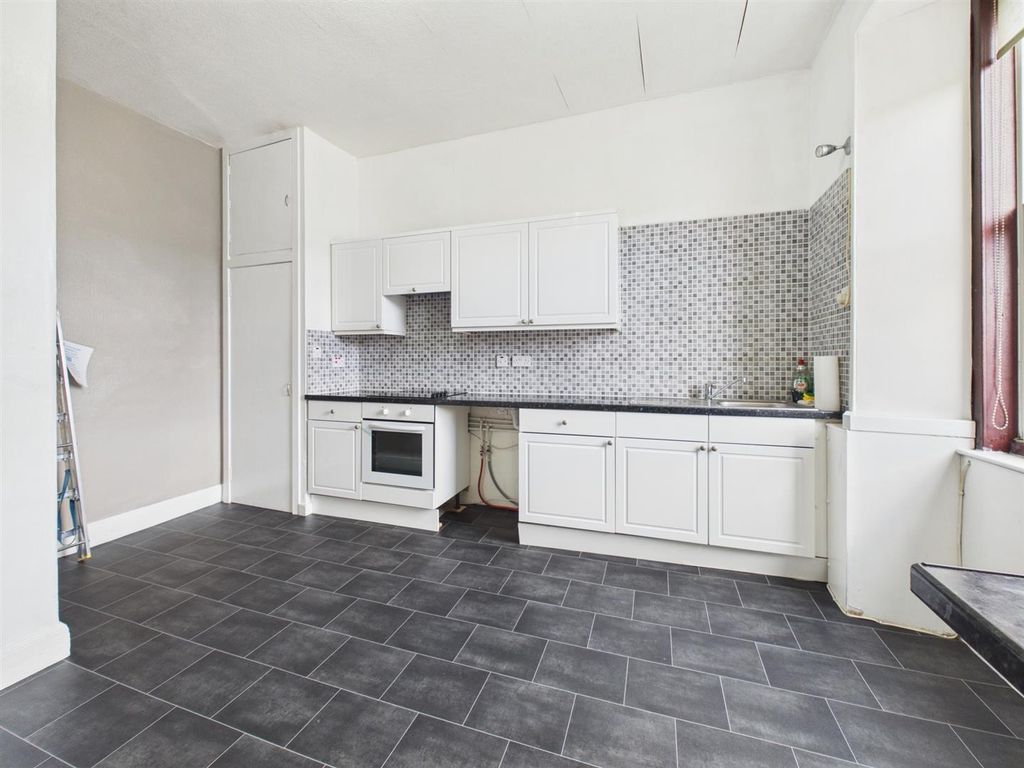 Property photo 3 of 14 Cam03924G0-Pr0187-Still002.Jpg