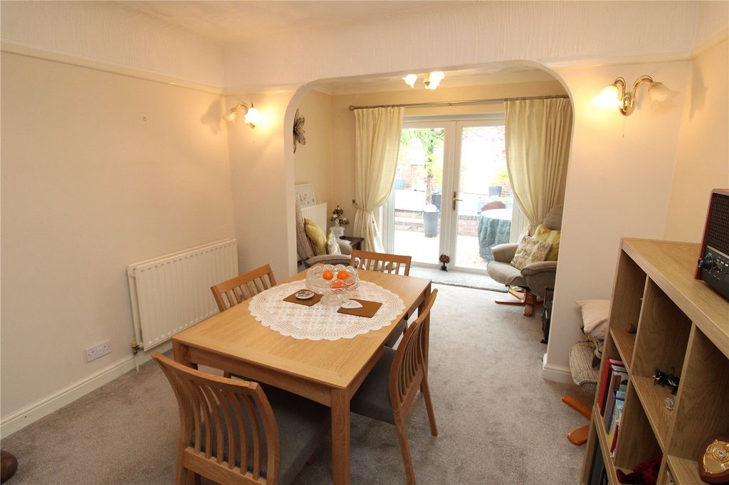 Property photo 3 of 18 Picture No. 07