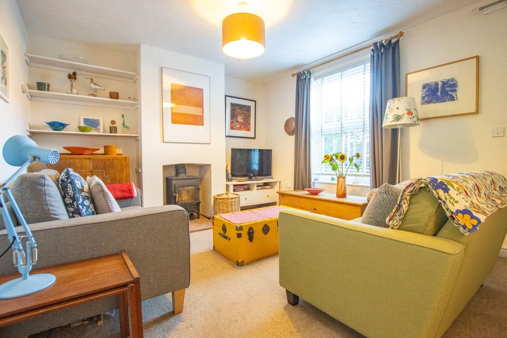 Property photo 2 of 28 5025854